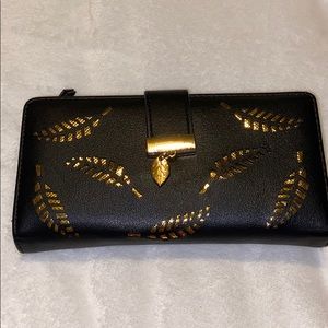 🍂 Black and Gold Autumn Leaves Wallet 🍂